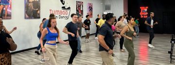 Bailamos Studio