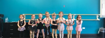 Raedene's Dancin' Stars Studio