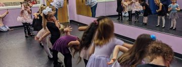 Spotlight Dance Center